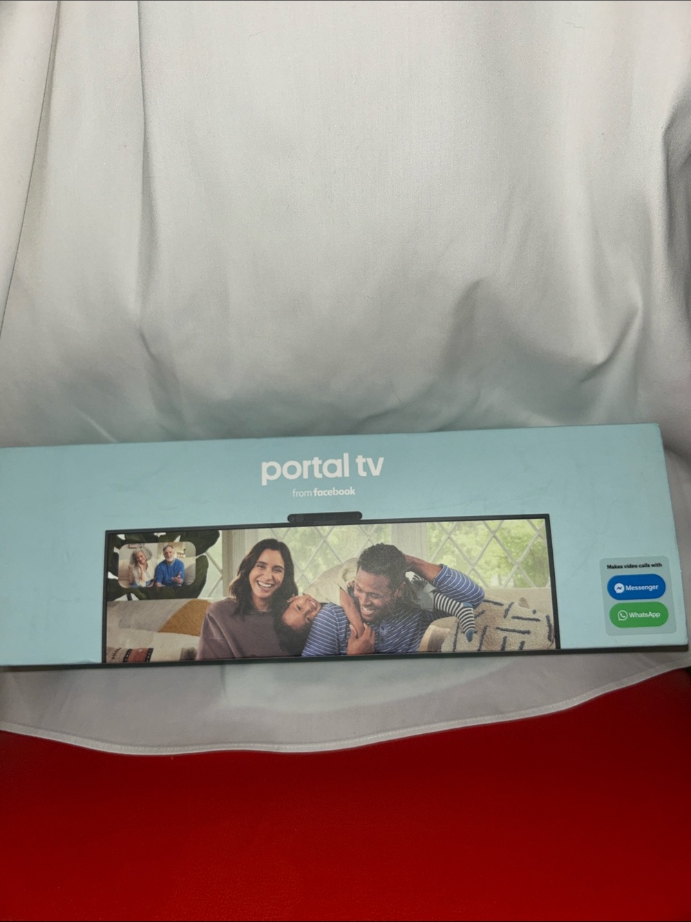 TV from Facebook – Smart Video Chat Display (Light Blue)